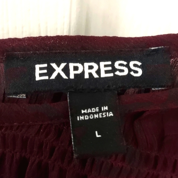 SET OF 4 Express Purple Floral Sheer Ruffle Floral Blouse & Cami Size L - Picture 13 of 16